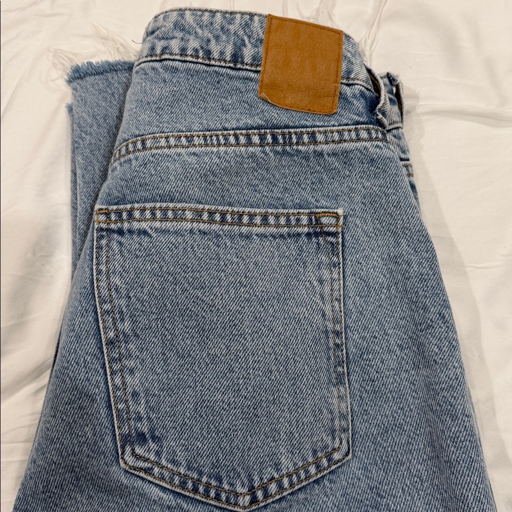 Zara - Picture 4 of 5